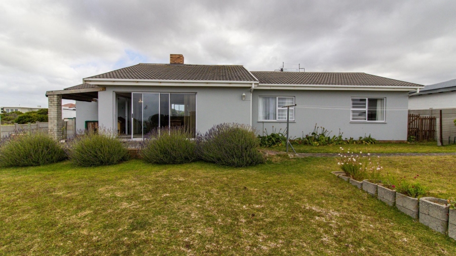 4 Bedroom Property for Sale in Kleinbaai Western Cape